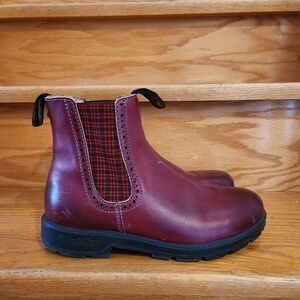Blundstone Boots Red Plaid Size 9